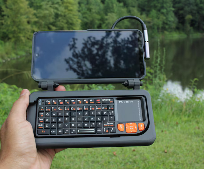 Мінікомп'ютер — Android Cyberdeck